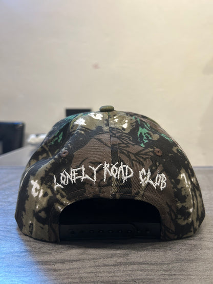 SIGNATURE STITCH SNAPBACK WOODLAND CAMO