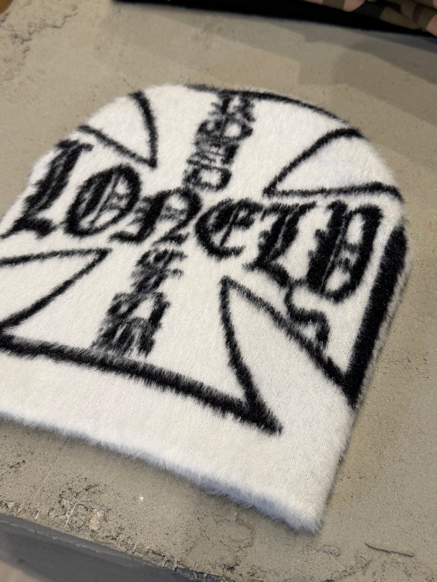 MOHAIR CROSS BEANIE WHITE