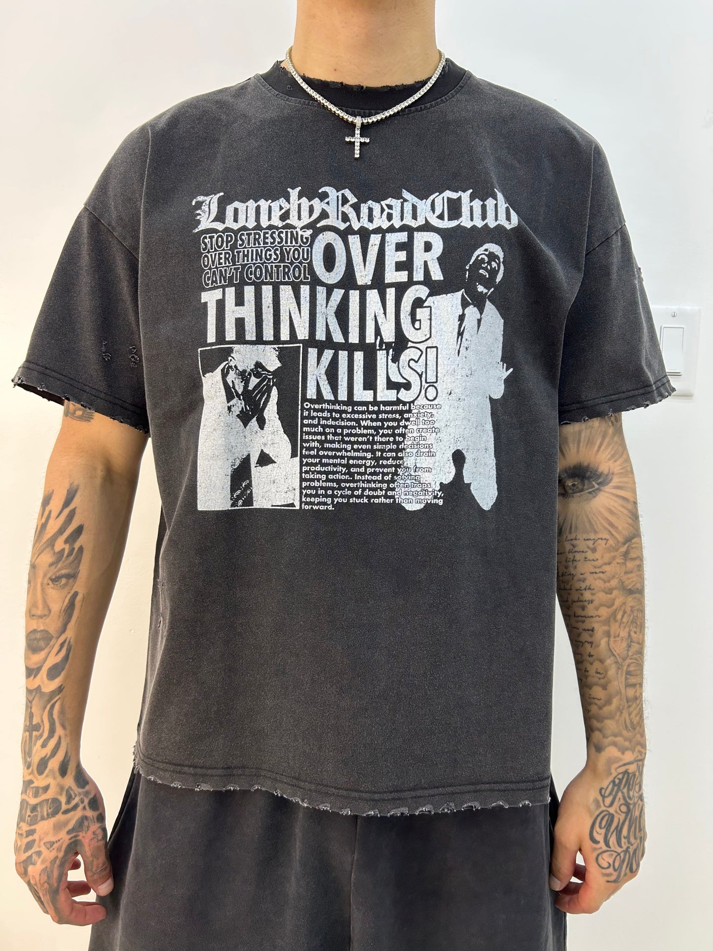 OVER THINKING KILLS T-SHIRT BLACK