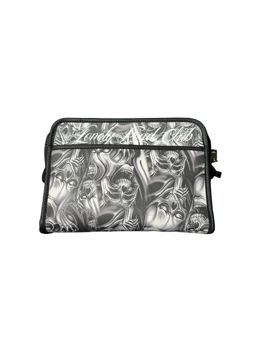 ALL OVER SKULL PRINT CASH BAG