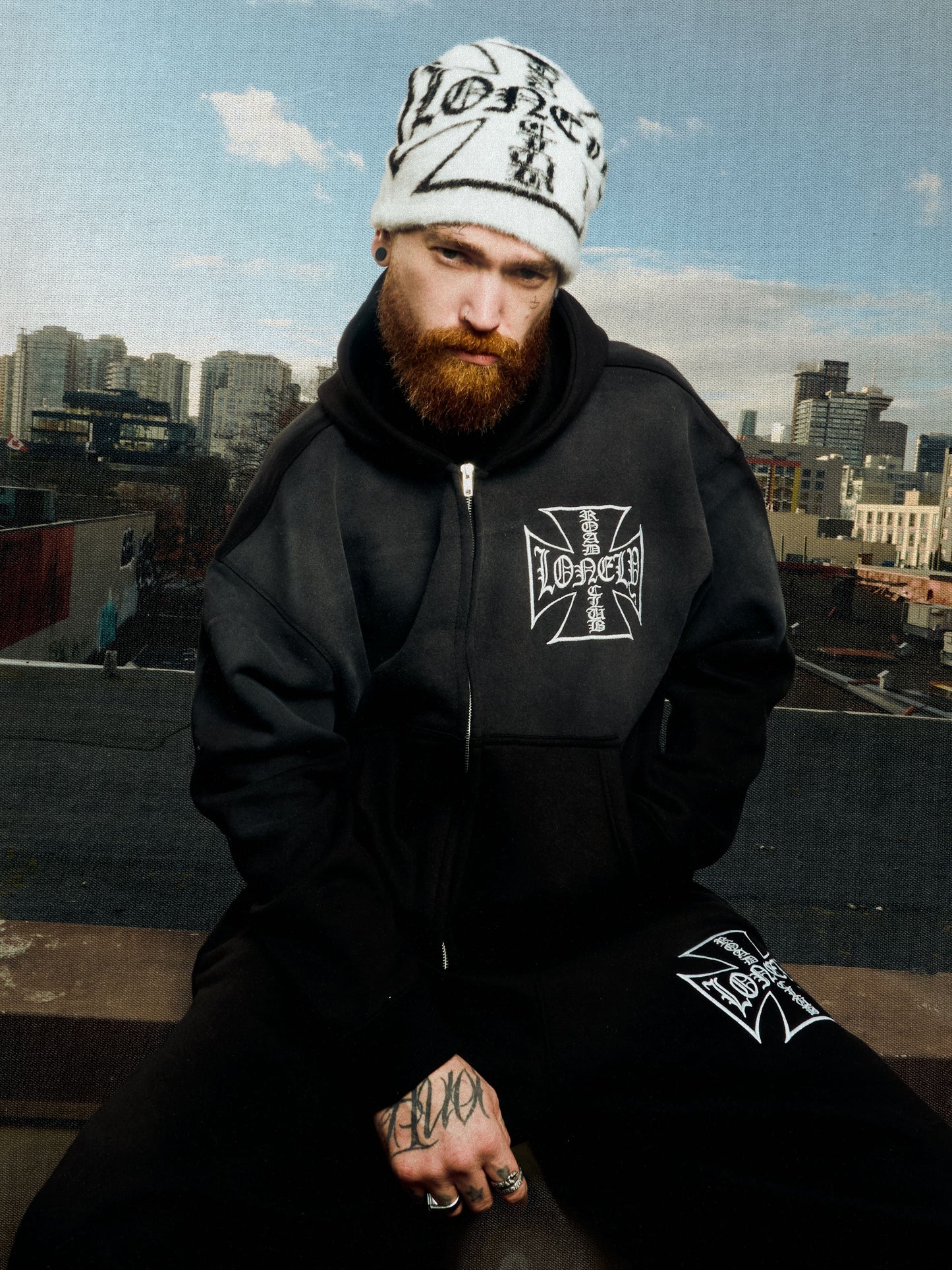 MOHAIR CROSS BEANIE WHITE