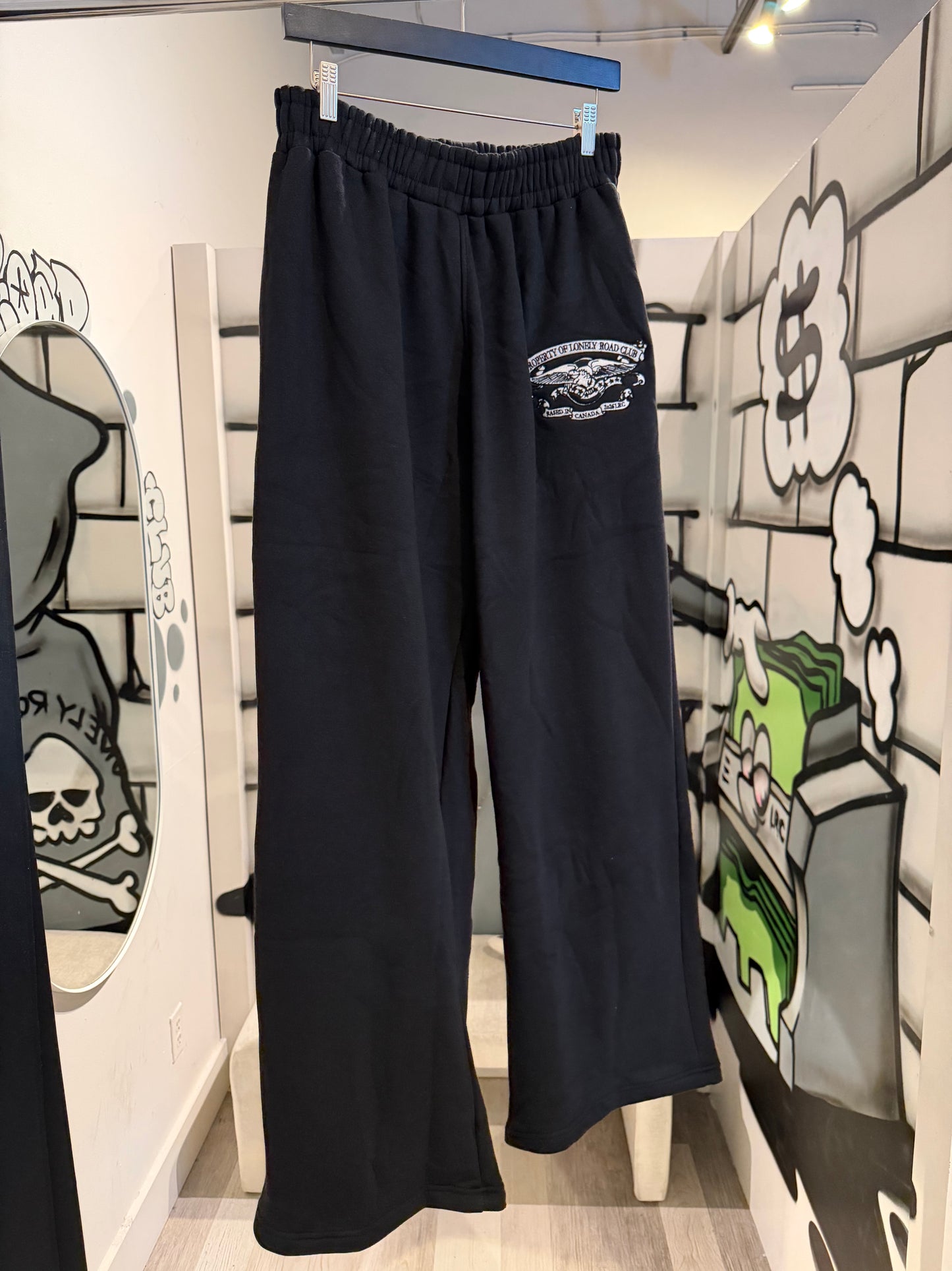WAR SWEATPANTS EMBROIDERED BLACK