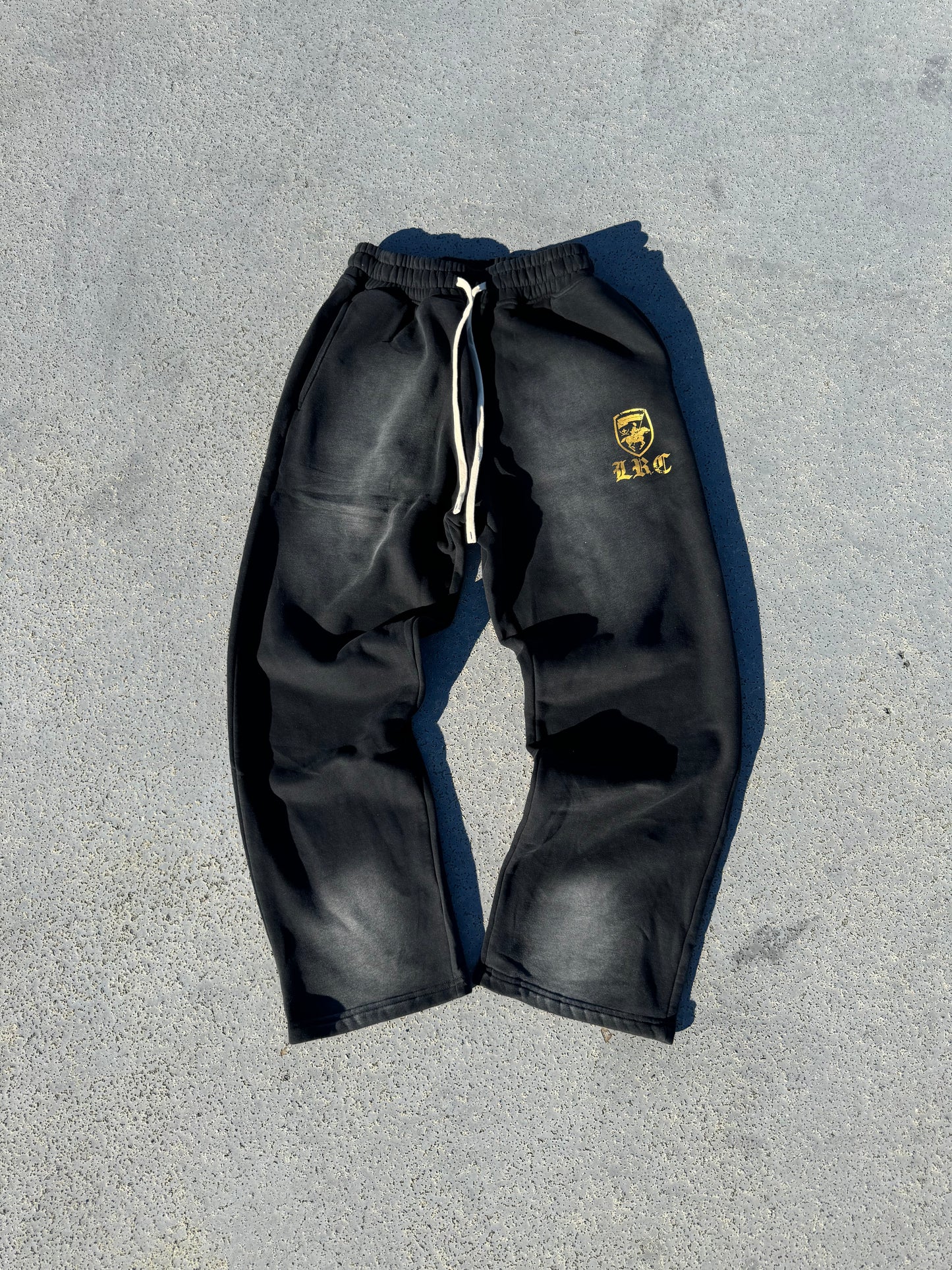 GOLDEN CREST WASHED SWEATPANTS